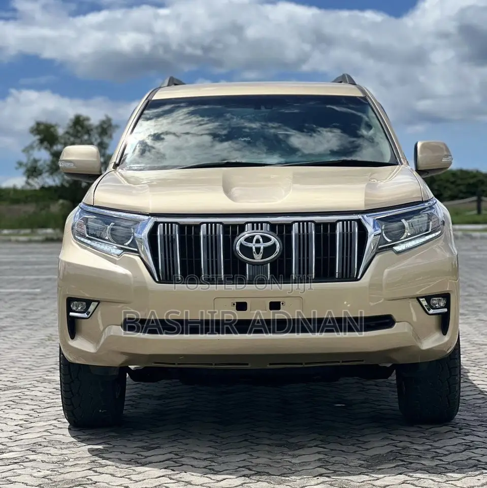 Toyota Land Cruiser Prado 2.7 2021 Gold