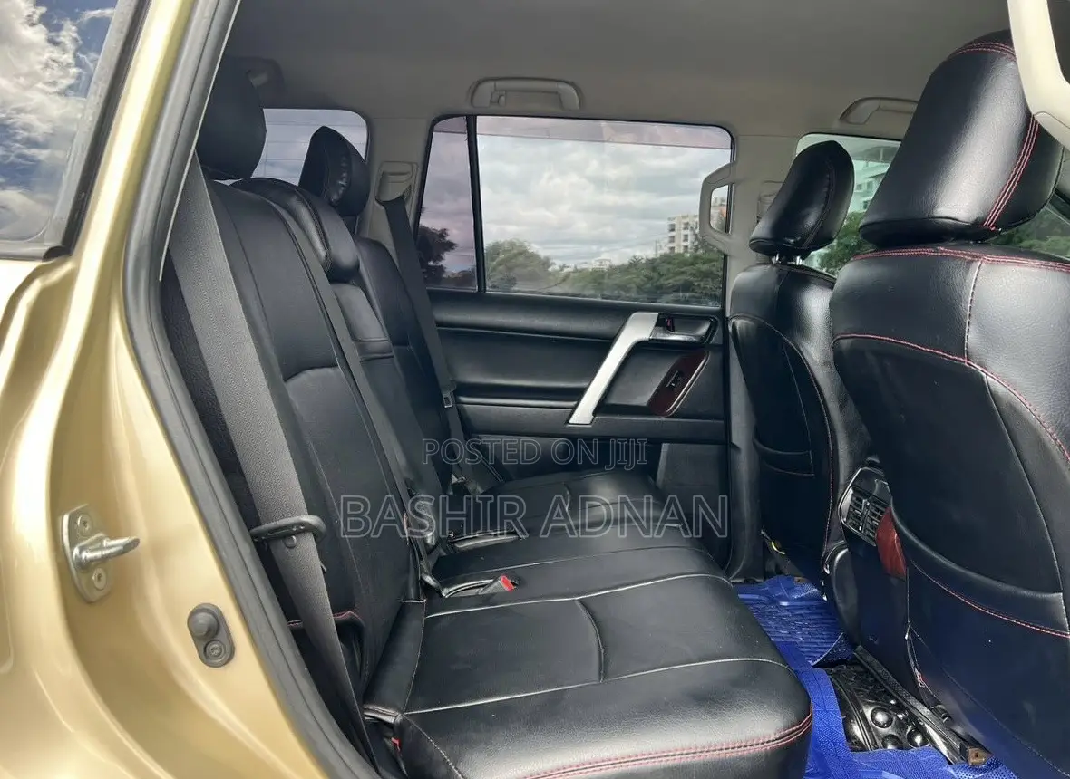 Toyota Land Cruiser Prado 2.7 2021 Gold
