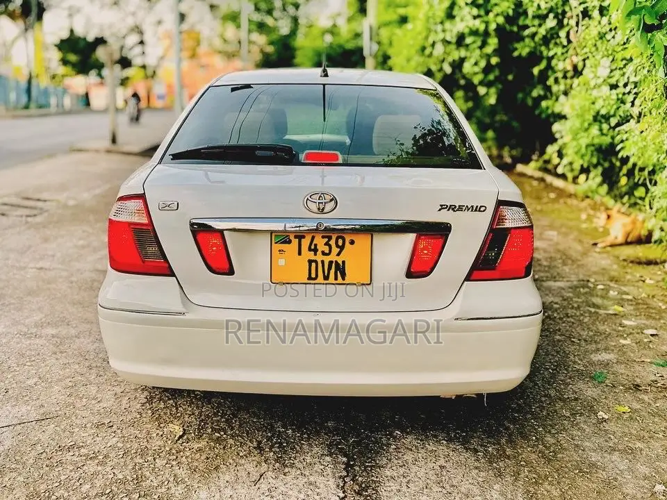 Toyota Premio 2004 White