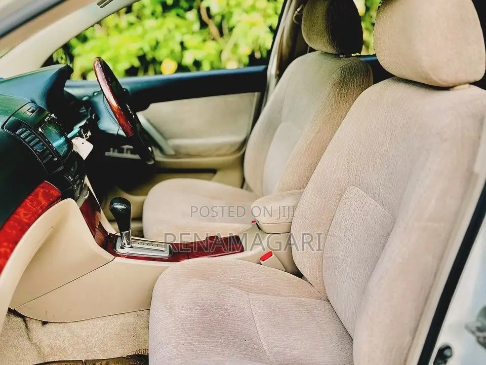 Toyota Premio 2004 White
