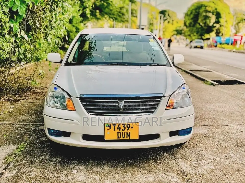 Toyota Premio 2004 White