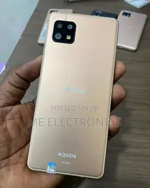 Sharp Aquos Sense6 64 GB Gold