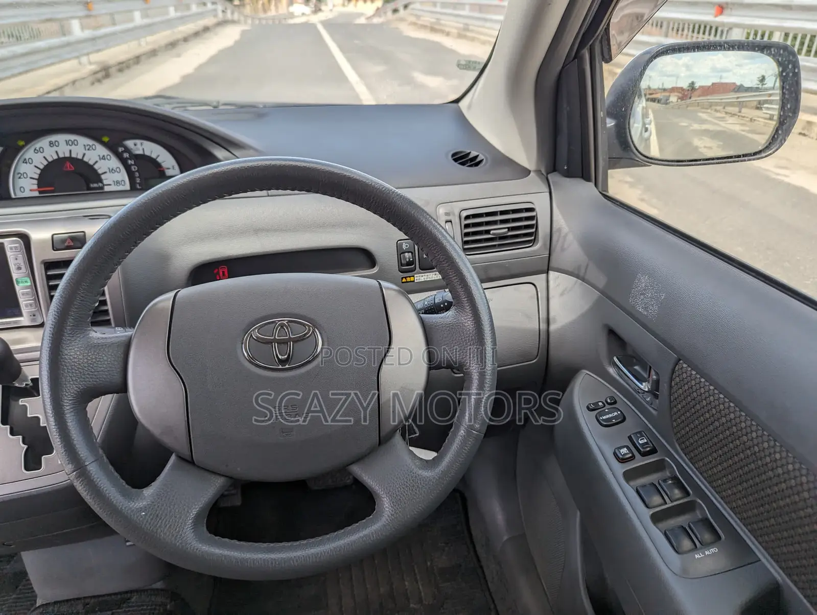 Toyota Raum 2007 Silver
