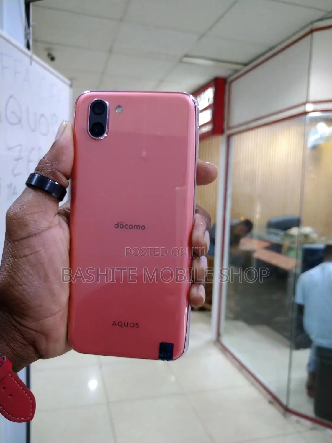 Sharp Aquos Sense 3 SHV45 64 GB
