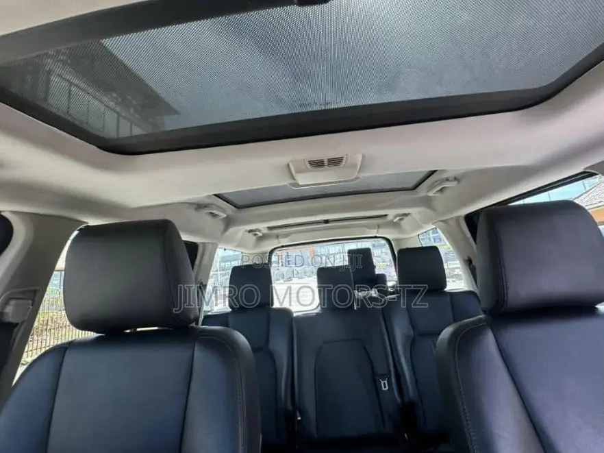 Land Rover Discovery 2010 Gray