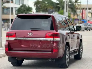 Toyota Land Cruiser 4.6 V8 ZX 2018 Burgundy