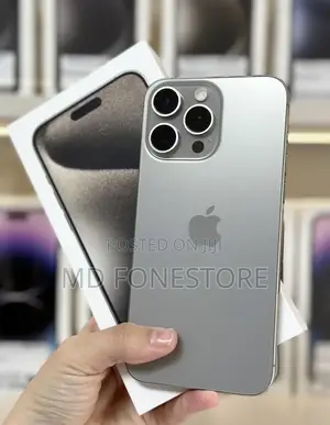 New Apple iPhone 15 Pro Max 256 GB Silver