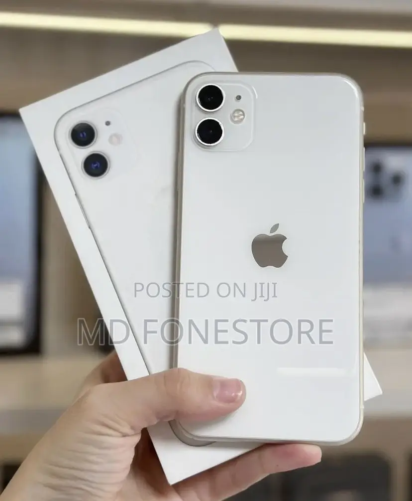 New Apple iPhone 11 64 GB White