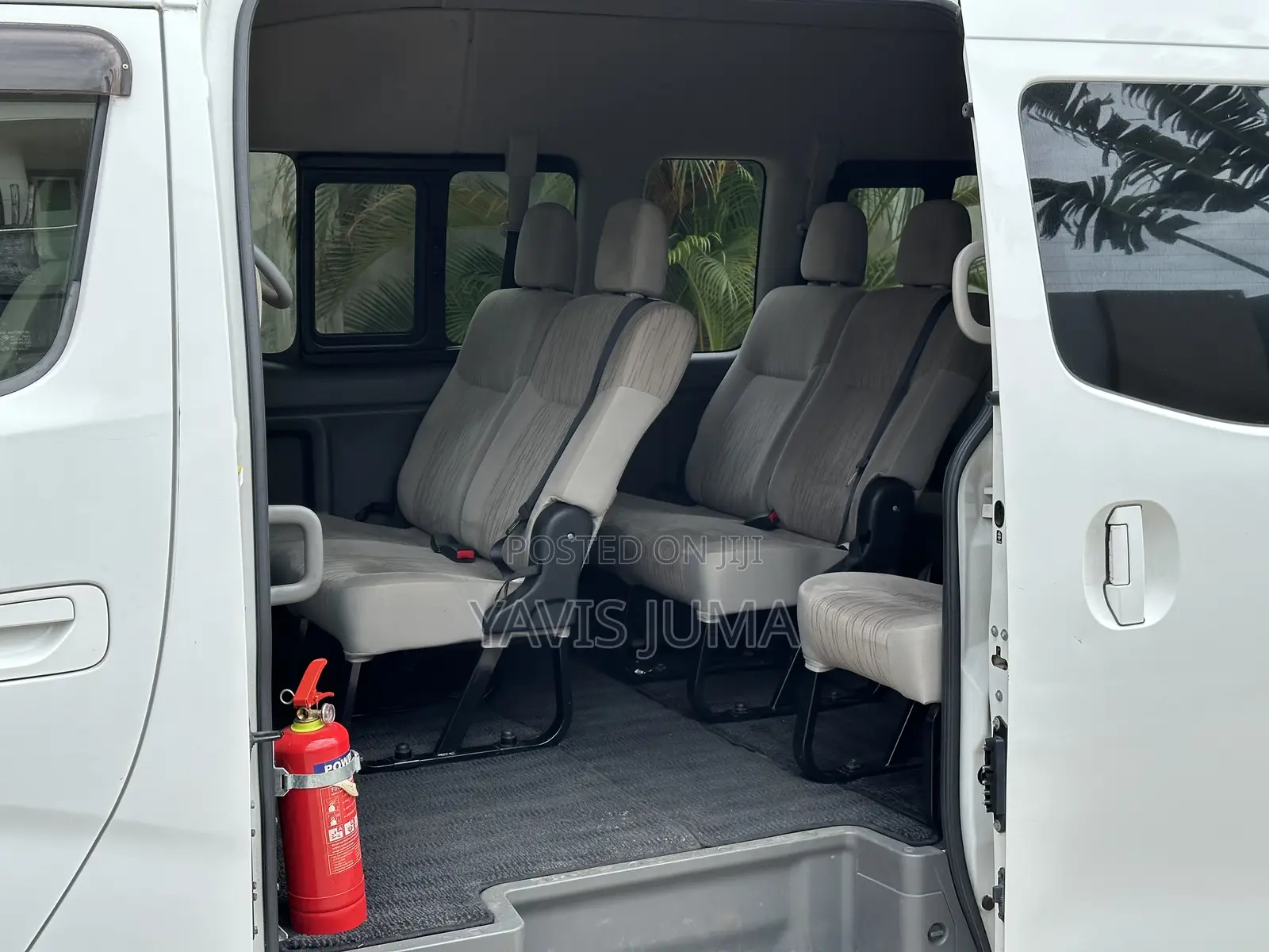 Nissan Caravan (Urvan) 2014 White