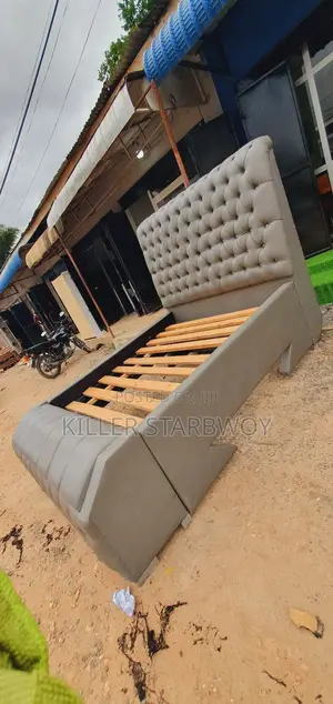 Kitanda Na Bench Lake 5×6