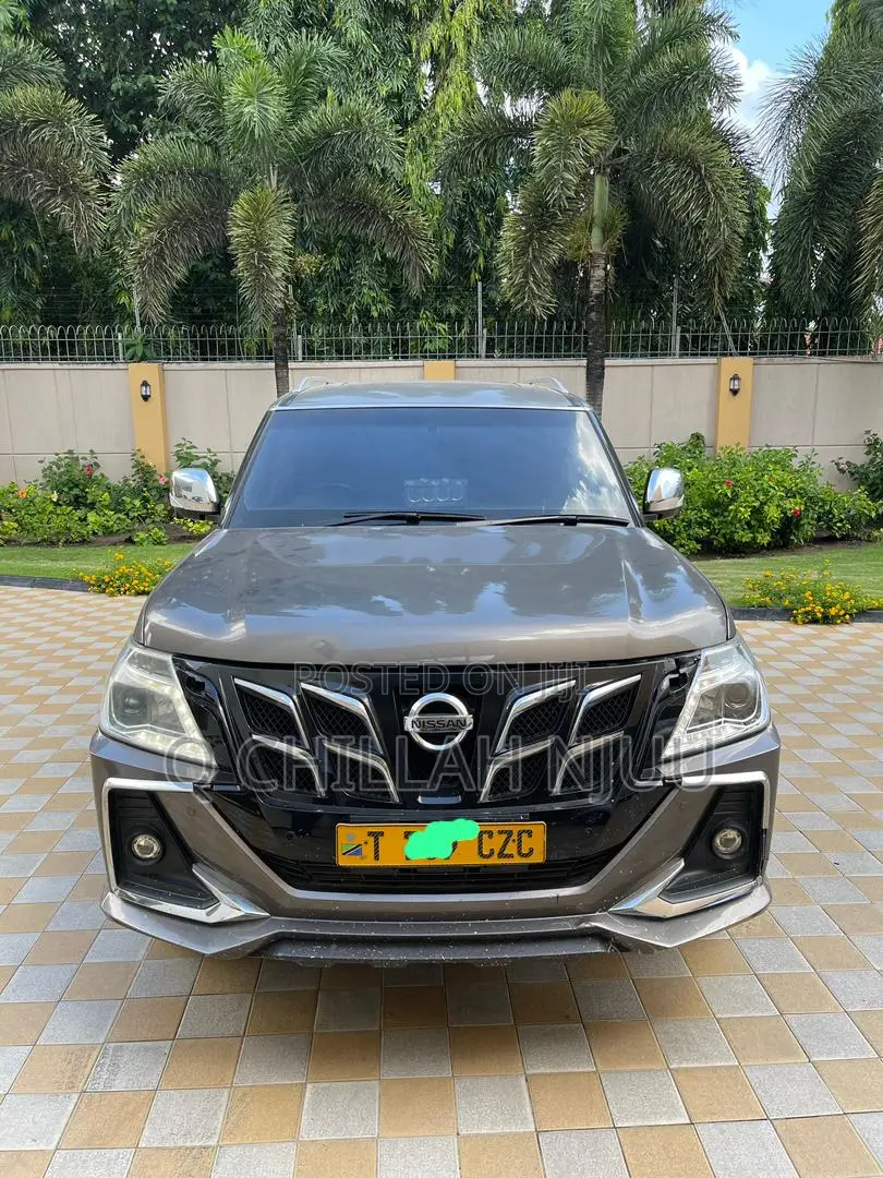 Nissan Patrol 2005 Gray