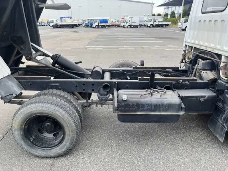 Mitsubishi Canter