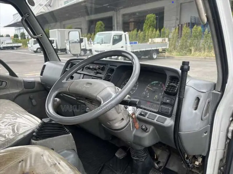 Mitsubishi Canter