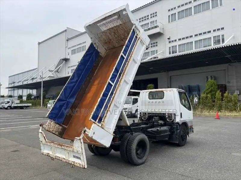 Mitsubishi Canter
