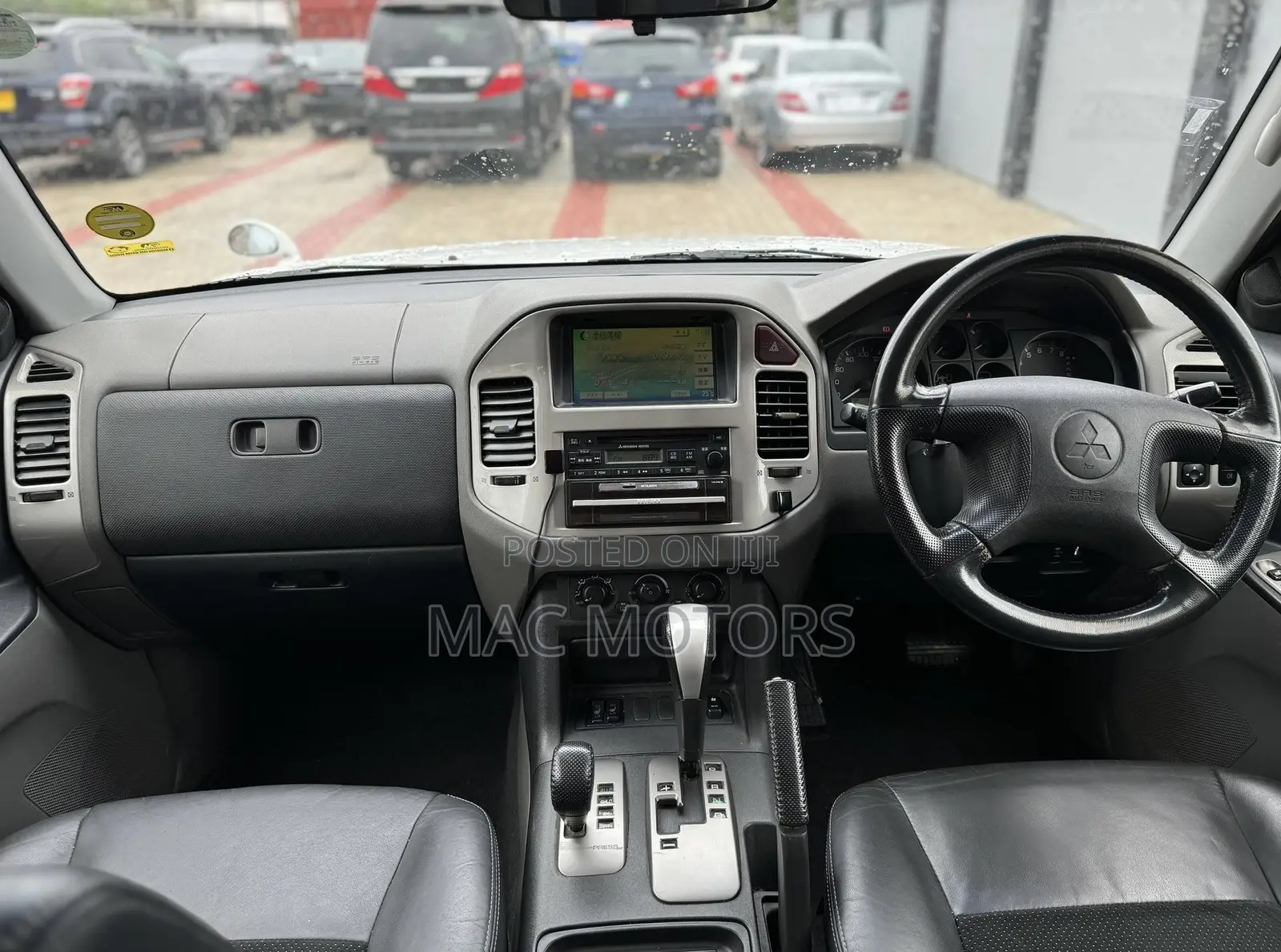 Mitsubishi Pajero 2005 White