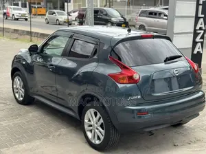 Nissan Juke S 2011 Blue