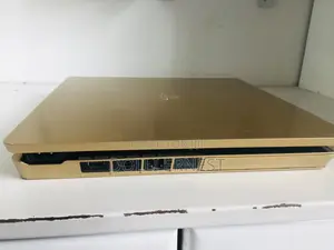 Playstation 4 Slim Ps4
