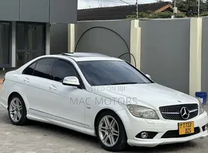 Mercedes-Benz C-Class 2010 White
