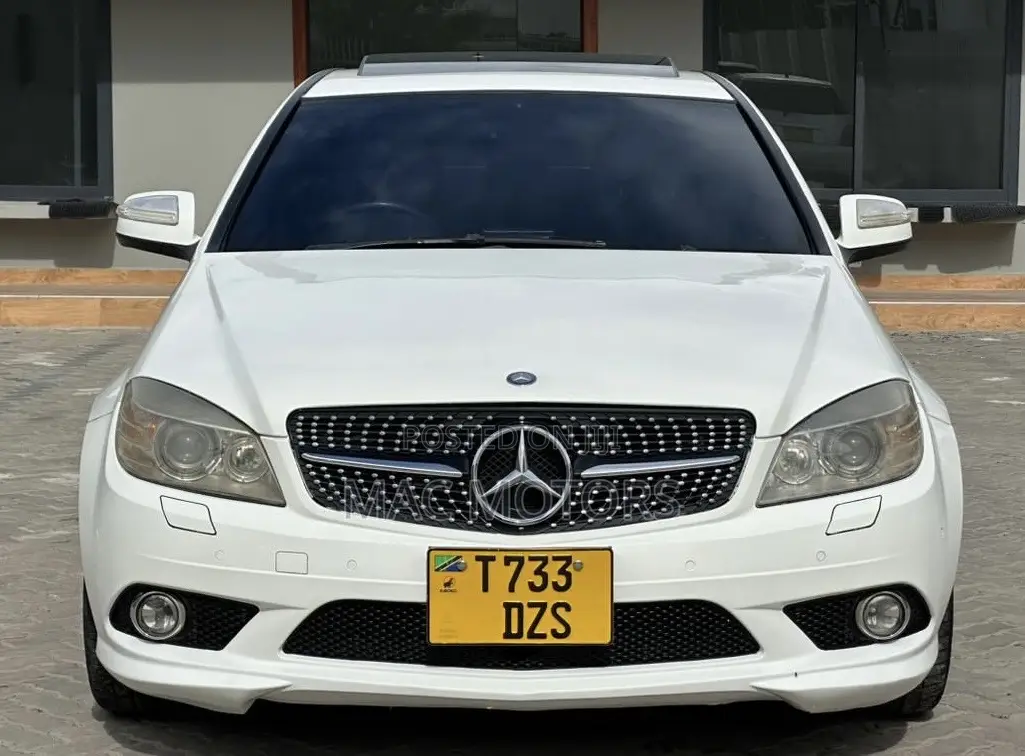 Mercedes-Benz C-Class 2010 White