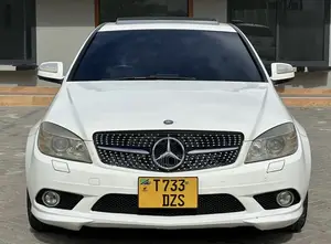 Mercedes-Benz C-Class 2010 White