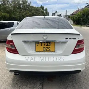 Mercedes-Benz C-Class 2010 White