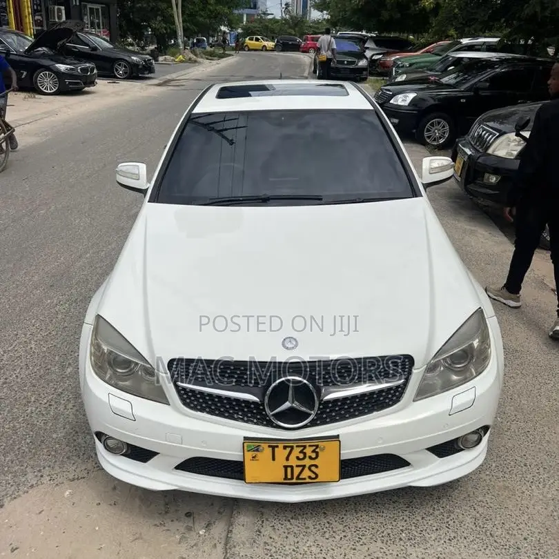 Mercedes-Benz C-Class 2010 White