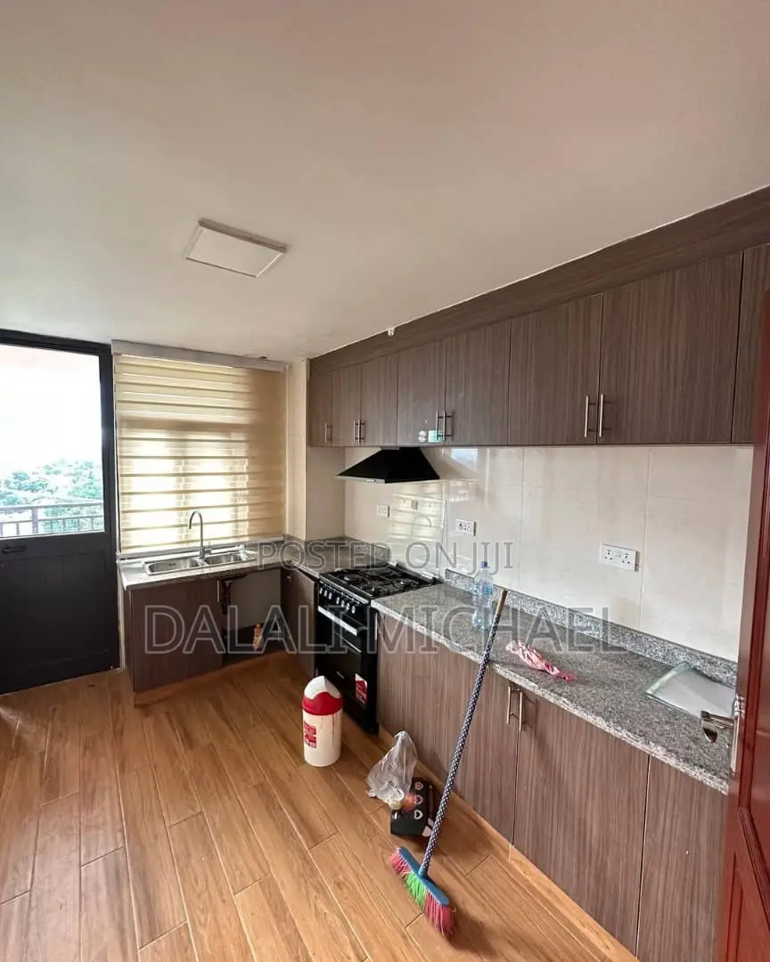 3bdrm Apartment in Palm Village, Mikocheni for rent