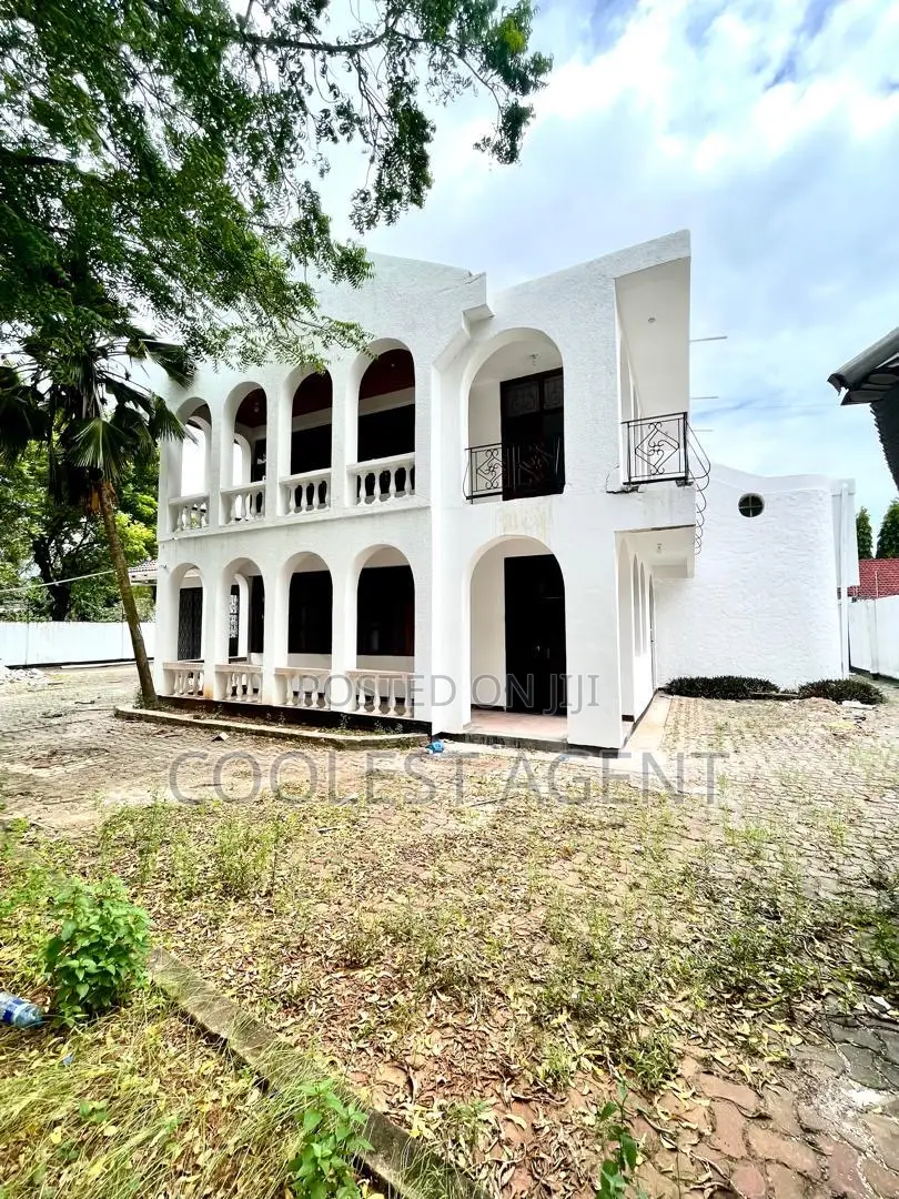 8bdrm Bungalow in Masaki, Kinondoni for rent