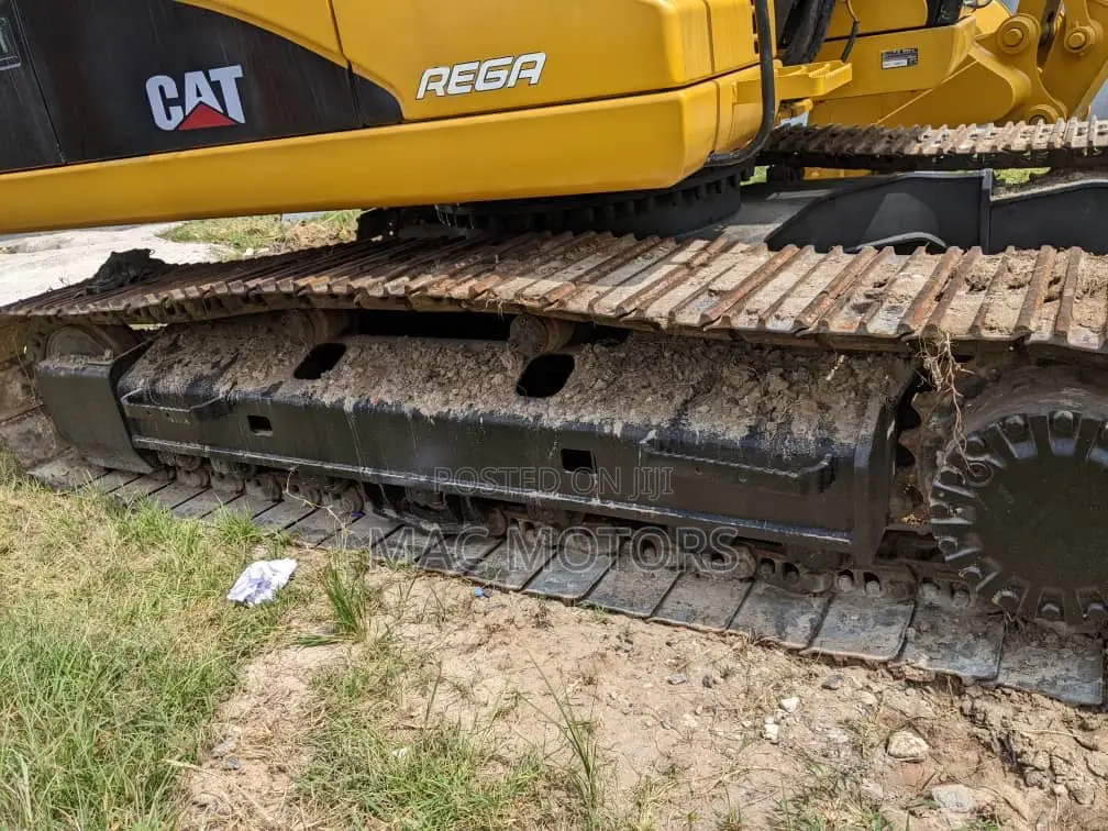 Excavator 320D E