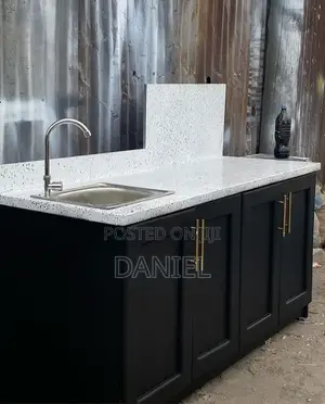 Kitchen Cabinet Nyeusi Milango Mi Nne