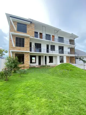 8bdrm Apartment in Mbweni, Kinondoni for sale