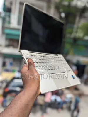 Laptop HP Envy 15-Ep0xxx 16GB Intel Core I7 SSD 512GB