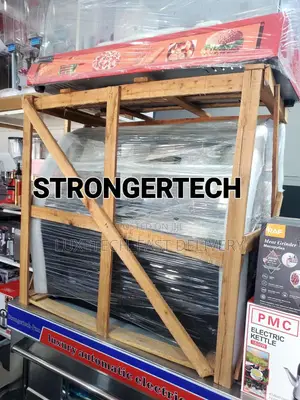 Strongertech Bakery Display Case | Cake Showcase Display