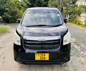 Toyota Noah 2008 Black