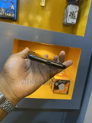 Apple iPhone XR 64 GB Black