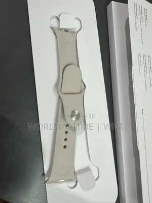 Apple Watch Series 9 GPS, 41mm Starlight Aluminum Case