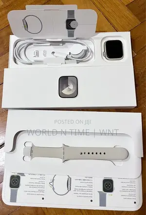 Apple Watch Series 9 GPS, 41mm Starlight Aluminum Case