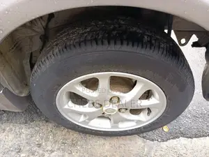 Toyota Vitz 1.3 AWD 3dr 2005 Gray