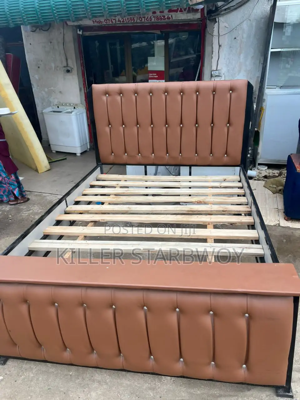 Kitanda Used, Size 5×6 Bedsofa Chuma