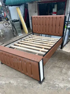 Kitanda Used, Size 5×6 Bedsofa Chuma