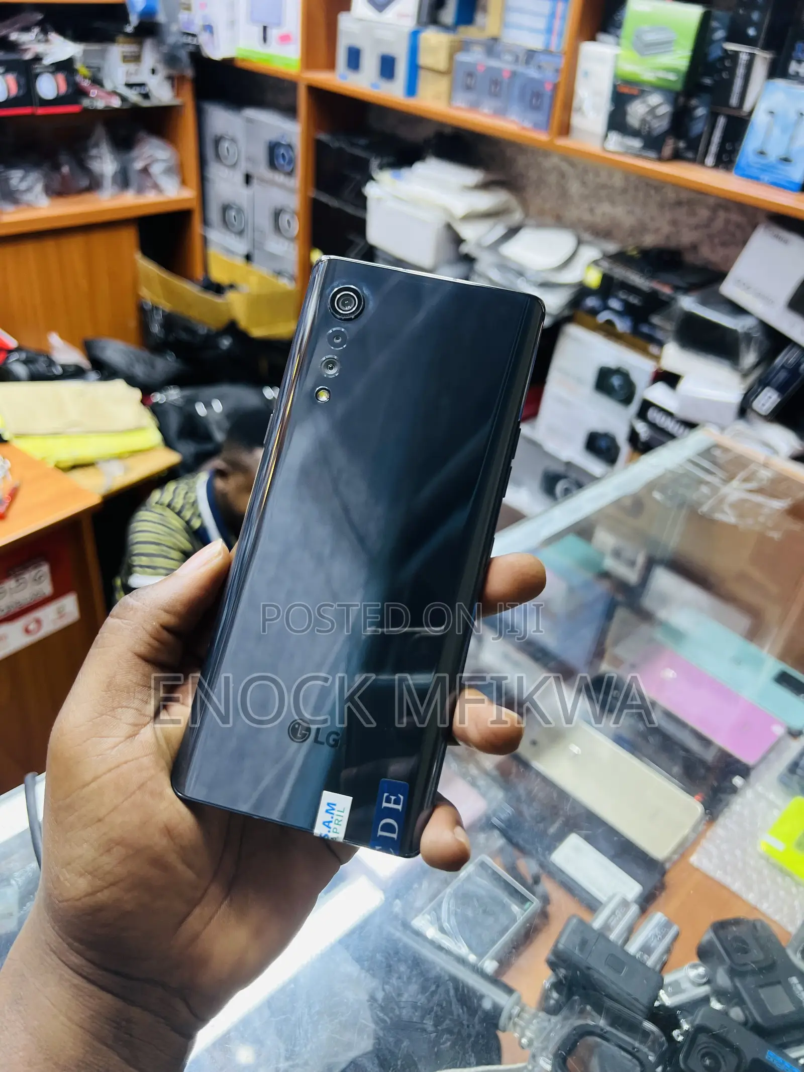 LG Velvet 128 GB Black