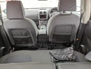 Nissan Dualis 2010 Black