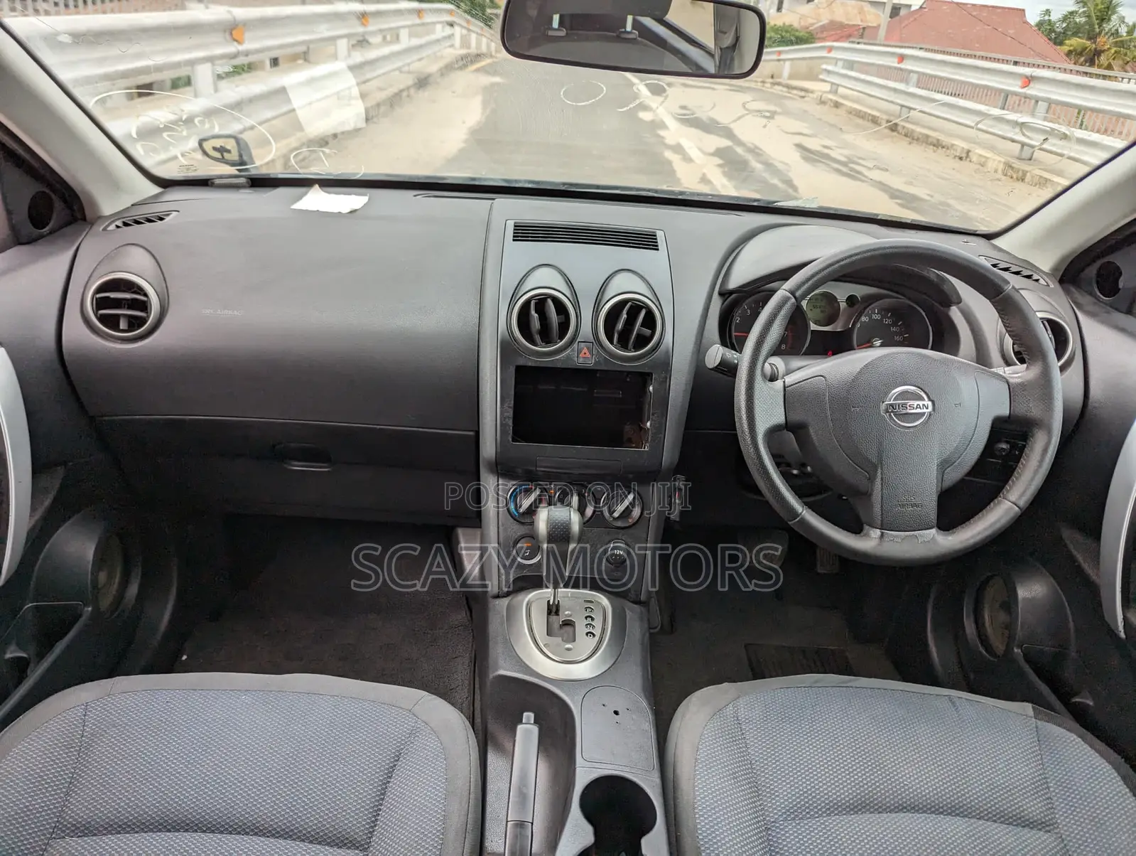 Nissan Dualis 2010 Black