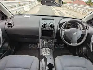 Nissan Dualis 2010 Black