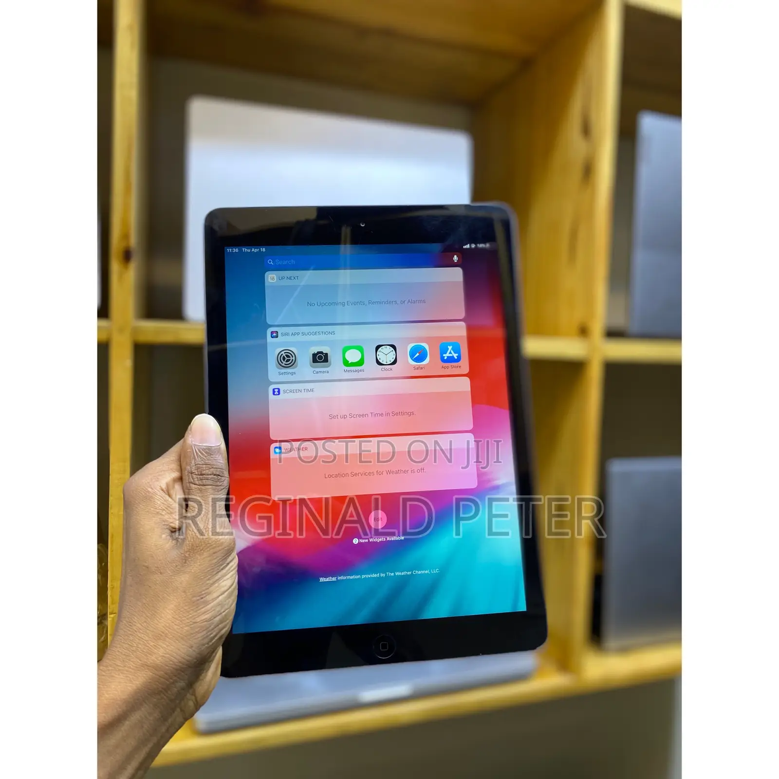 Apple iPad Air 128 GB Gray