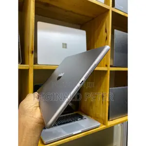 Apple iPad Air 128 GB Gray