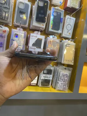 Infinix Hot 8 32 GB Black