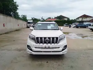 Toyota Land Cruiser Prado 2015 White