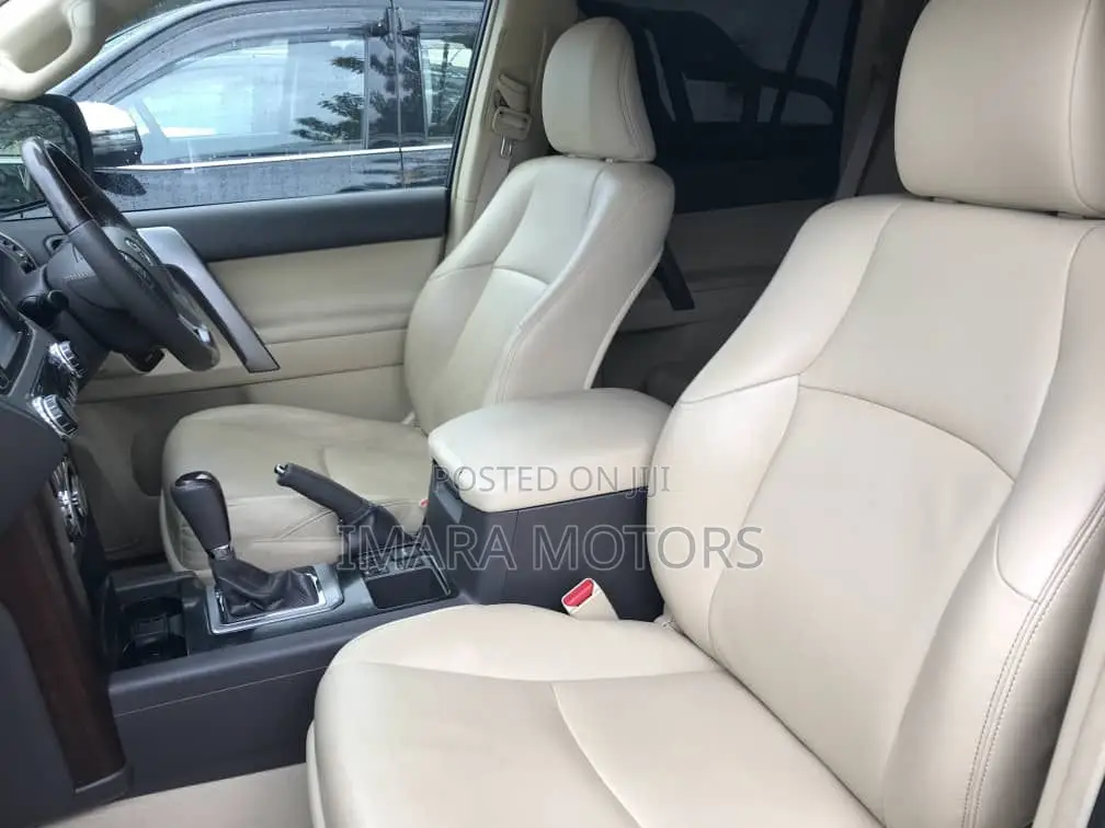 Toyota Land Cruiser Prado 2015 White