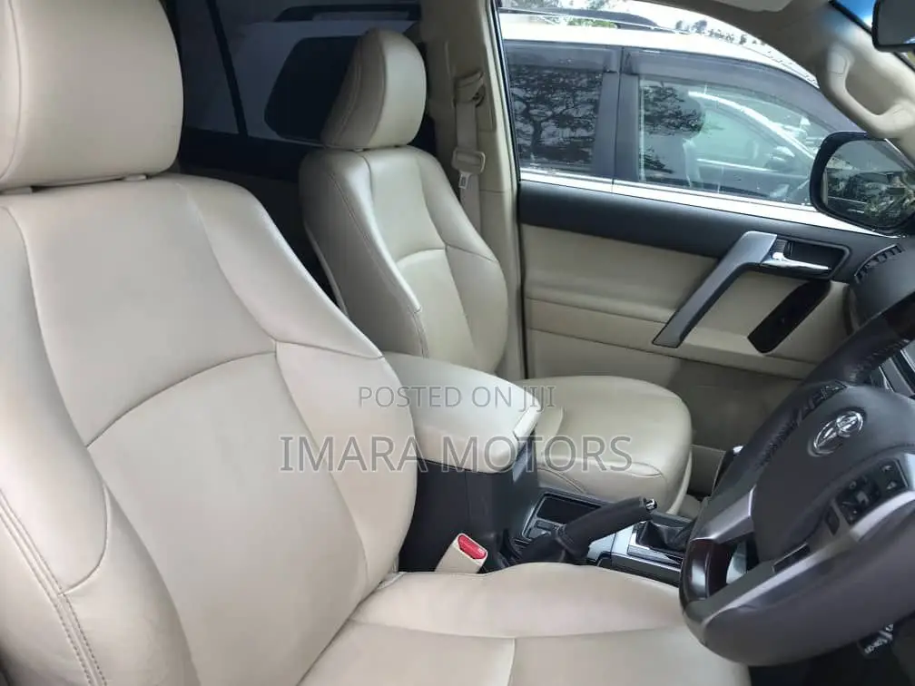 Toyota Land Cruiser Prado 2015 White